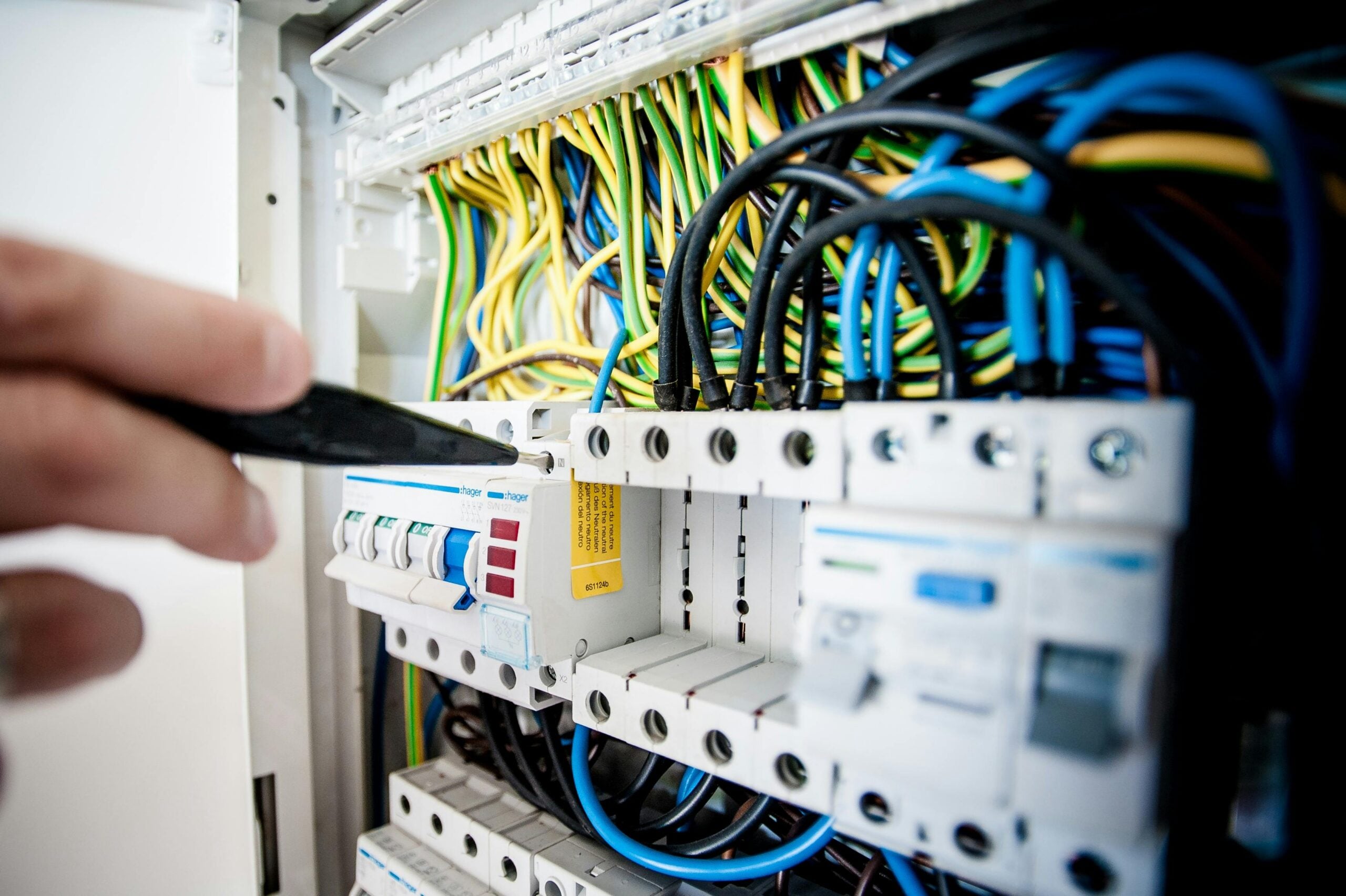 Photo by Pixabay: https://www.pexels.com/photo/electrician-fixing-an-opened-switchboard-257736